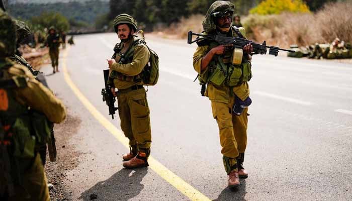 384327_7628256_updates