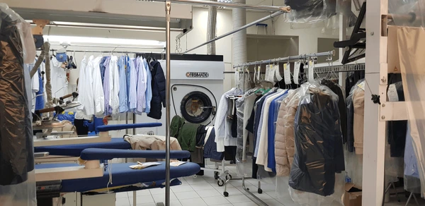 russia-st-petersburg-02012019-clothes-600nw-1272702388